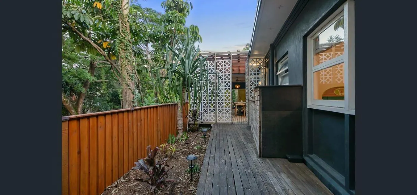 Inner City Oasis Brisbane 0*,